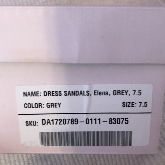 JustFab Grey Heels - Picture 4 of 4